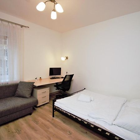 Roomspoznan Pl - Ogrodowa 9 - 24H Self Check-In Buitenkant foto